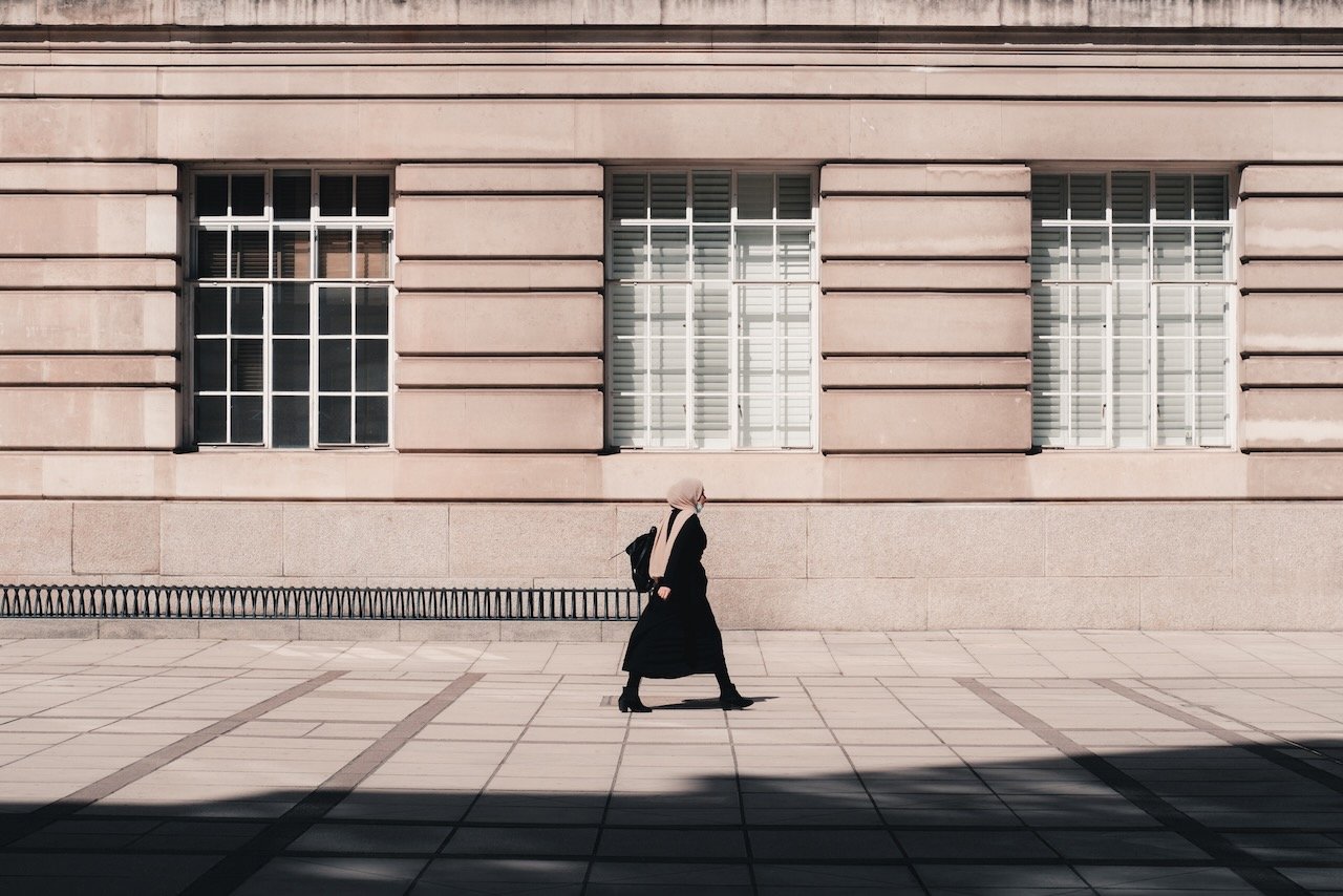 飞思 Capture One/Lightroom 照片预设 4套中性柔和朦胧都市人文扫街摄影后期滤镜预设 插件预设 第13张-素材湾丨精选海外优质设计素材资源 飞思 Capture One/Lightroom 照片预设 4套中性柔和朦胧都市人文扫街摄影后期滤镜预设 插件预设 sucaiwan.com