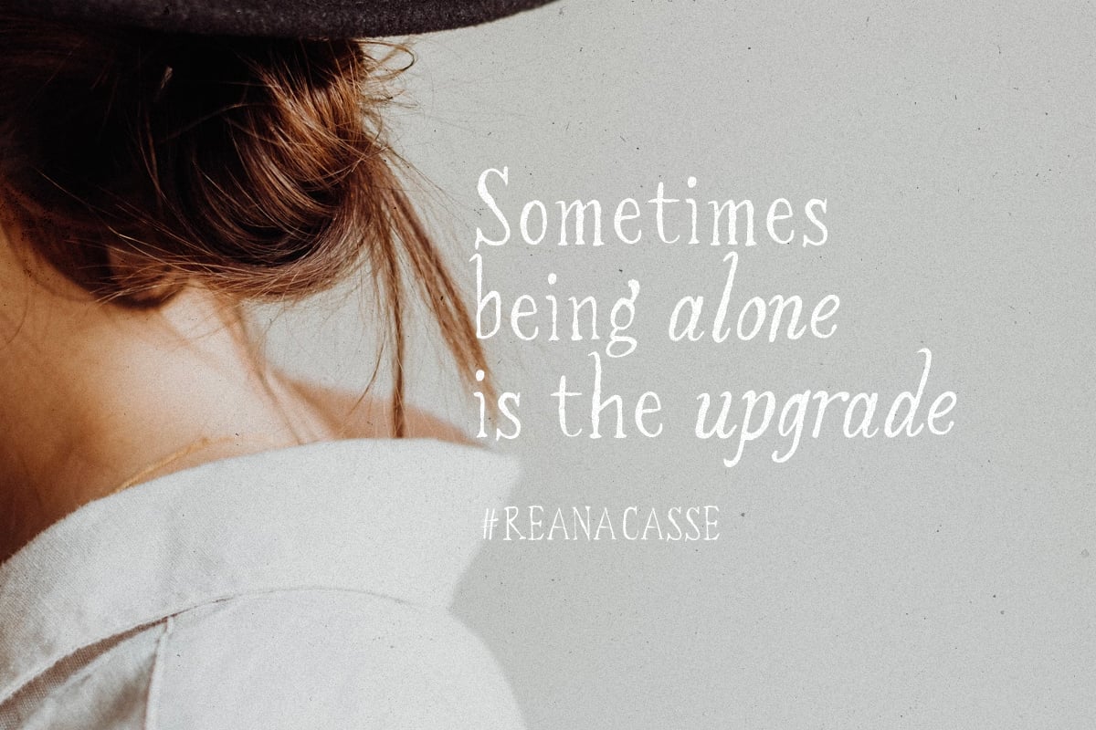 复古美式乡村花体无衬线手写装饰化妆品logo徽标徽章标题排版西文字体组合 Thrifted Attire , sucaiwan.com