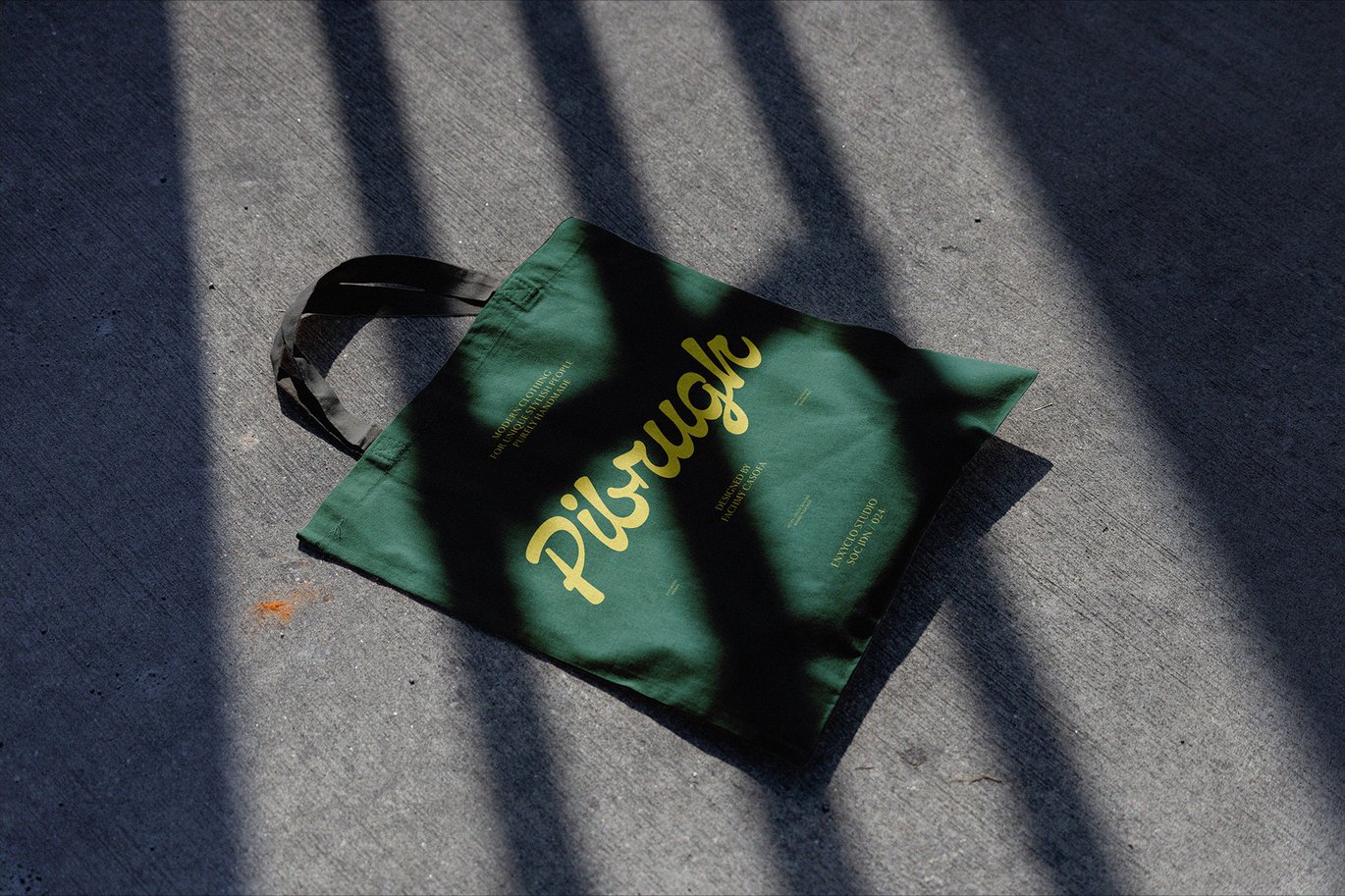 复古国外英伦徽标Logo海报杂志标题设计PSAI手写英文字体安装包 Qanproy Woldriug – Casual Script Font 设计素材 第7张-素材湾丨精选海外优质设计素材资源 复古国外英伦徽标Logo海报杂志标题设计PSAI手写英文字体安装包 Qanproy Woldriug – Casual Script Font 设计素材 sucaiwan.com