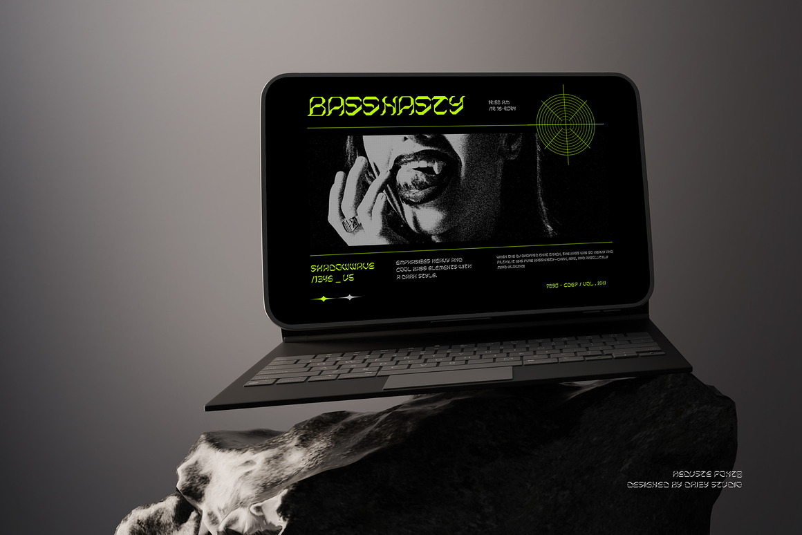 未来科幻赛博朋克杂志海报封面设计无衬线英文字体安装包 Reduste – Dark Techno Sci-Fi Font 设计素材 第7张-素材湾丨精选海外优质设计素材资源 未来科幻赛博朋克杂志海报封面设计无衬线英文字体安装包 Reduste – Dark Techno Sci-Fi Font 设计素材 sucaiwan.com