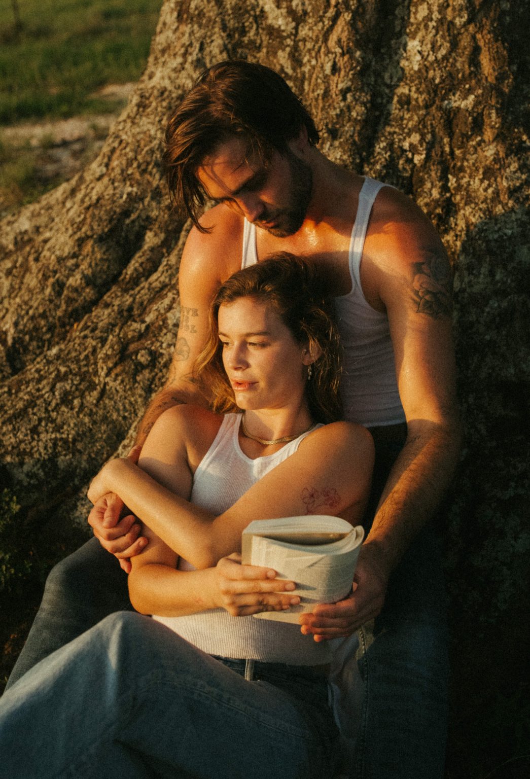 复古宝丽来35mm胶片梦幻温暖底色Lightroom调色预设 Katie Bertagnolli: Like Yesterday 插件预设 第13张-素材湾丨精选海外优质设计素材资源 复古宝丽来35mm胶片梦幻温暖底色Lightroom调色预设 Katie Bertagnolli: Like Yesterday 插件预设 sucaiwan.com