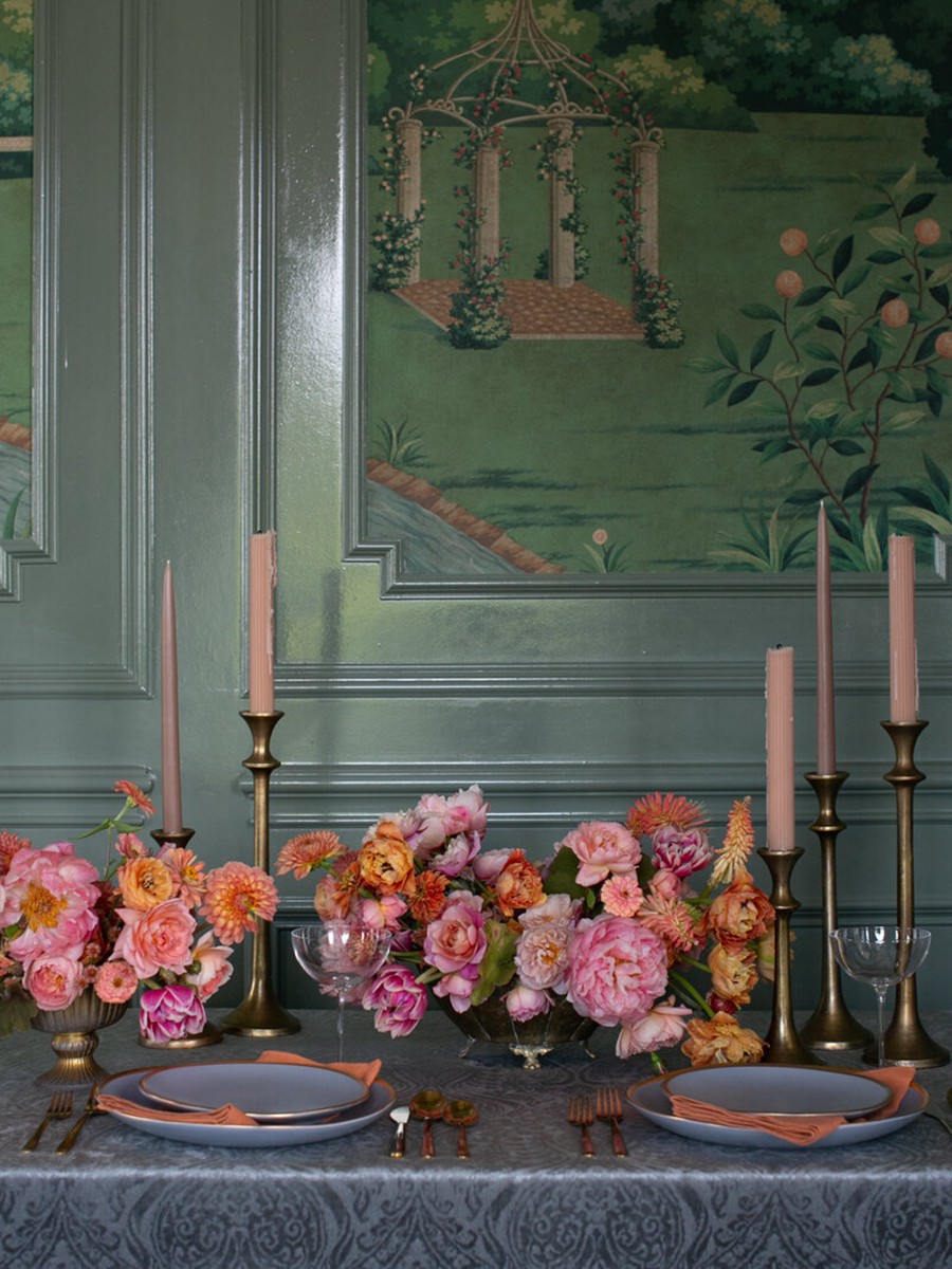 色彩鲜艳明亮桃红色婚礼肖像摄影照片调色Lightroom预设Kindred – The Storey Collection – True Colors 插件预设 第13张-素材湾丨精选海外优质设计素材资源 色彩鲜艳明亮桃红色婚礼肖像摄影照片调色Lightroom预设Kindred – The Storey Collection – True Colors 插件预设 sucaiwan.com