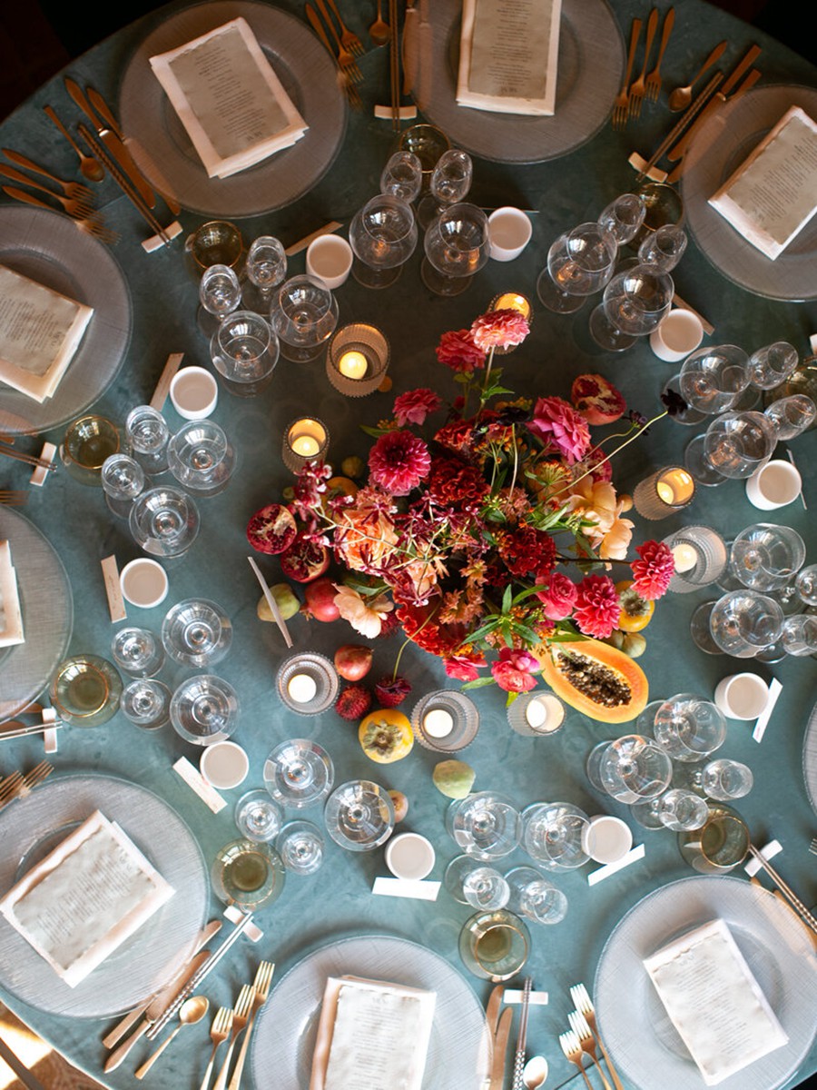 色彩鲜艳明亮桃红色婚礼肖像摄影照片调色Lightroom预设Kindred – The Storey Collection – True Colors 插件预设 第17张-素材湾丨精选海外优质设计素材资源 色彩鲜艳明亮桃红色婚礼肖像摄影照片调色Lightroom预设Kindred – The Storey Collection – True Colors 插件预设 sucaiwan.com