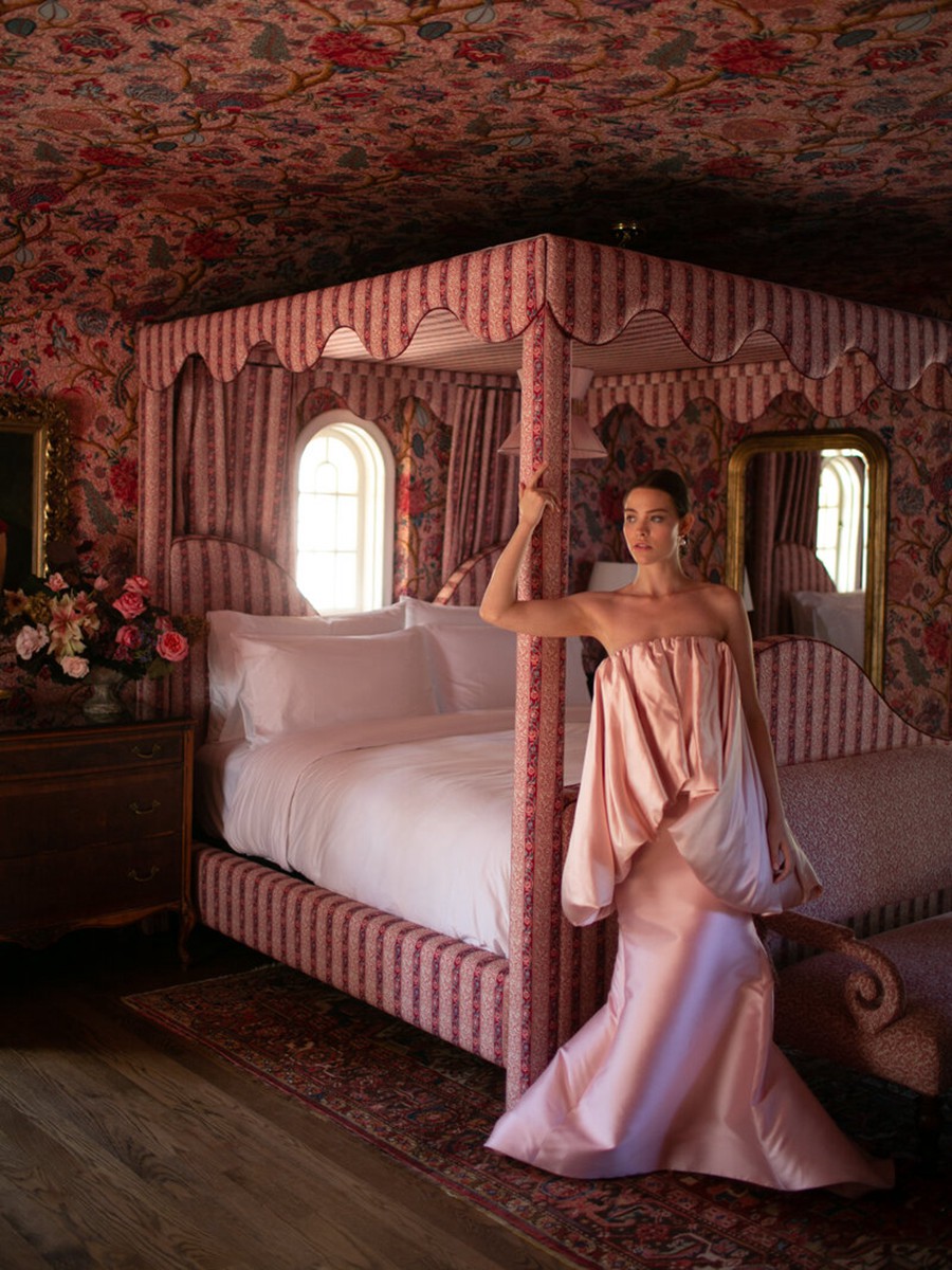 色彩鲜艳明亮桃红色婚礼肖像摄影照片调色Lightroom预设Kindred – The Storey Collection – True Colors 插件预设 第19张-素材湾丨精选海外优质设计素材资源 色彩鲜艳明亮桃红色婚礼肖像摄影照片调色Lightroom预设Kindred – The Storey Collection – True Colors 插件预设 sucaiwan.com