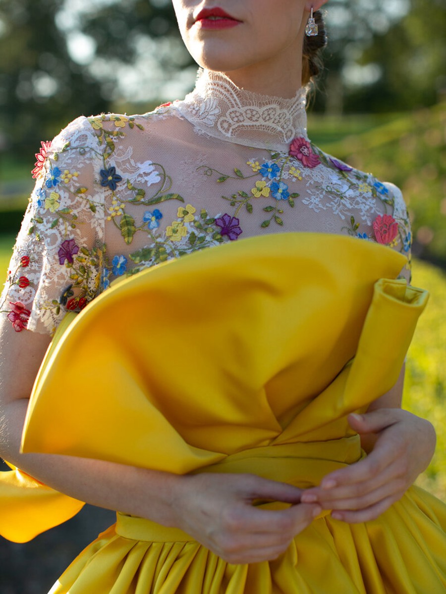 色彩鲜艳明亮桃红色婚礼肖像摄影照片调色Lightroom预设Kindred – The Storey Collection – True Colors 插件预设 第23张-素材湾丨精选海外优质设计素材资源 色彩鲜艳明亮桃红色婚礼肖像摄影照片调色Lightroom预设Kindred – The Storey Collection – True Colors 插件预设 sucaiwan.com