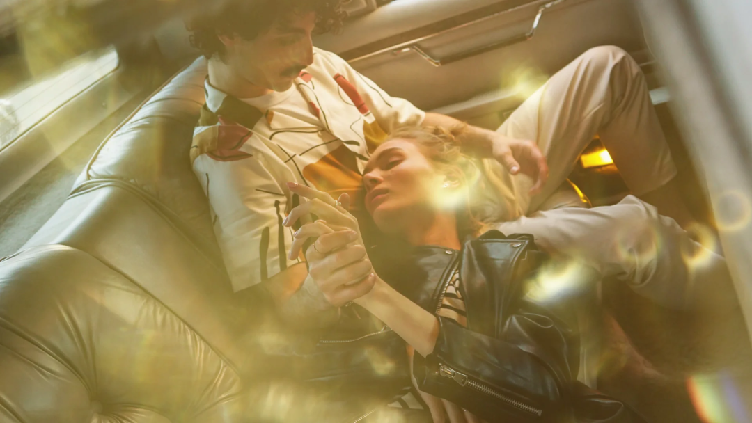 33个阿莱电影级光学镜头耀斑折射漏光4K婚礼、音乐、剪辑转场叠加视频素材 Pixflow - Real Light Leaks , sucaiwan.com