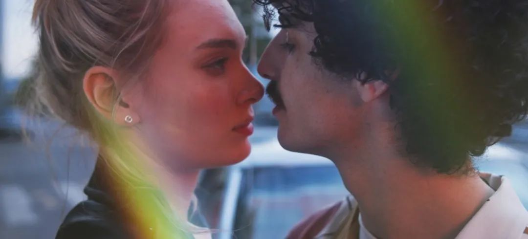 33个阿莱电影级光学镜头耀斑折射漏光4K婚礼、音乐、剪辑转场叠加视频素材 Pixflow - Real Light Leaks , sucaiwan.com