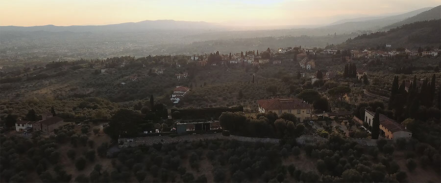 大师课程:创意级婚礼摄影剪辑调色声音设计全流程课程 Maru Films Masterclass - Wedding Filmmaking , 第2张-素材湾丨精选海外优质设计素材资源 大师课程:创意级婚礼摄影剪辑调色声音设计全流程课程 Maru Films Masterclass - Wedding Filmmaking , sucaiwan.com