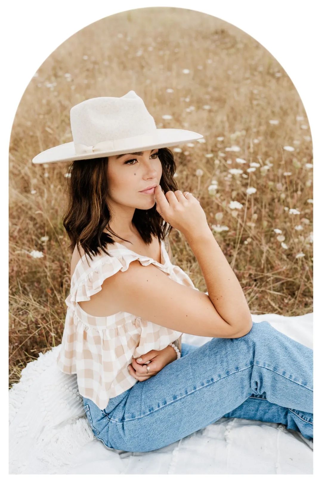 23个经典情绪风格干净邋遢电影边框LR调色预设 Archipelago - Borders Toolset 插件预设 第3张-素材湾丨精选海外优质设计素材资源 23个经典情绪风格干净邋遢电影边框LR调色预设 Archipelago - Borders Toolset 插件预设 sucaiwan.com