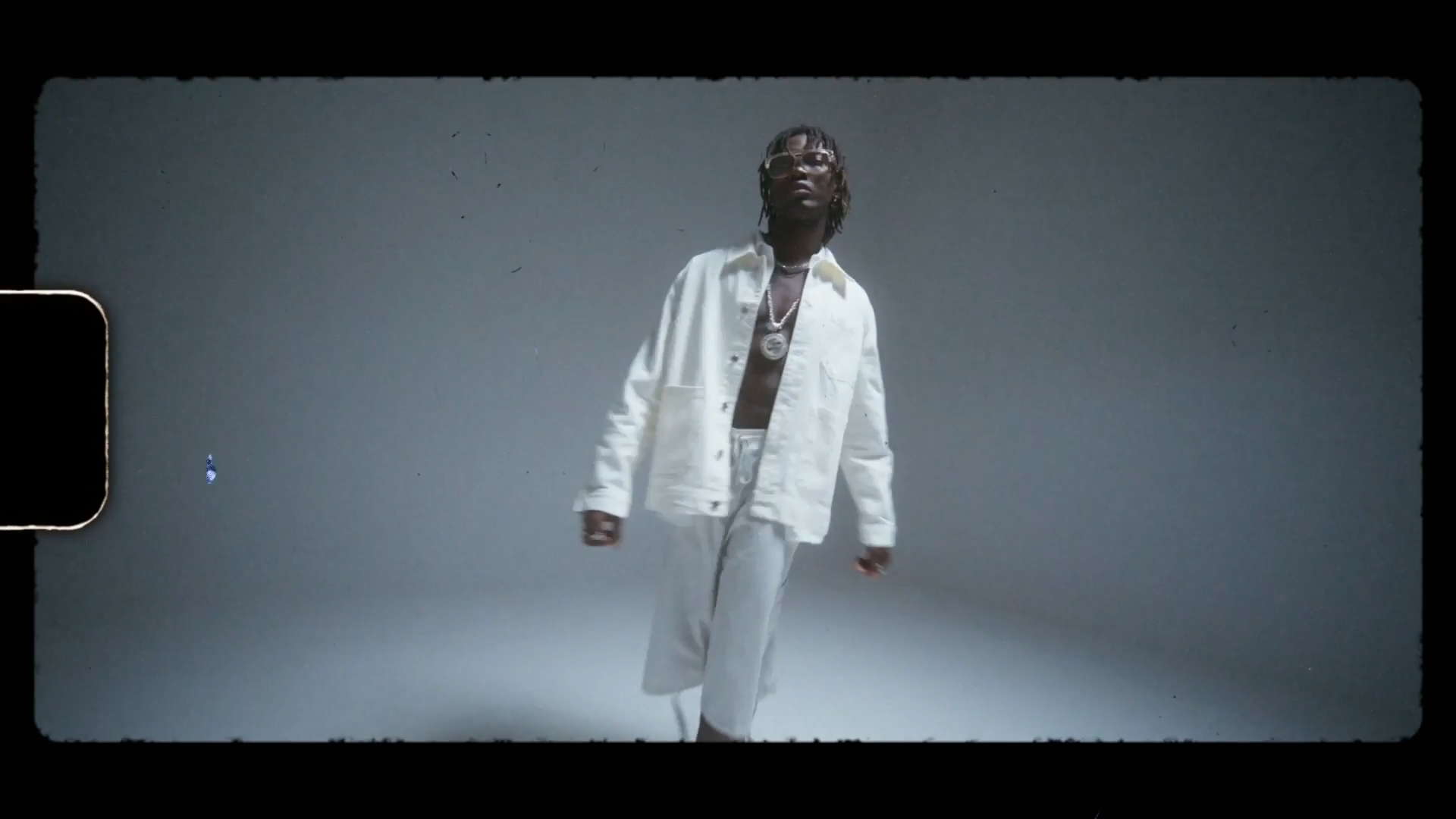 AE模板：复古胶片损坏划痕颗粒16MM/8MM黑边遮罩风格视频AE模板 Film Letterboxes 影视音频 sucaiwan.com