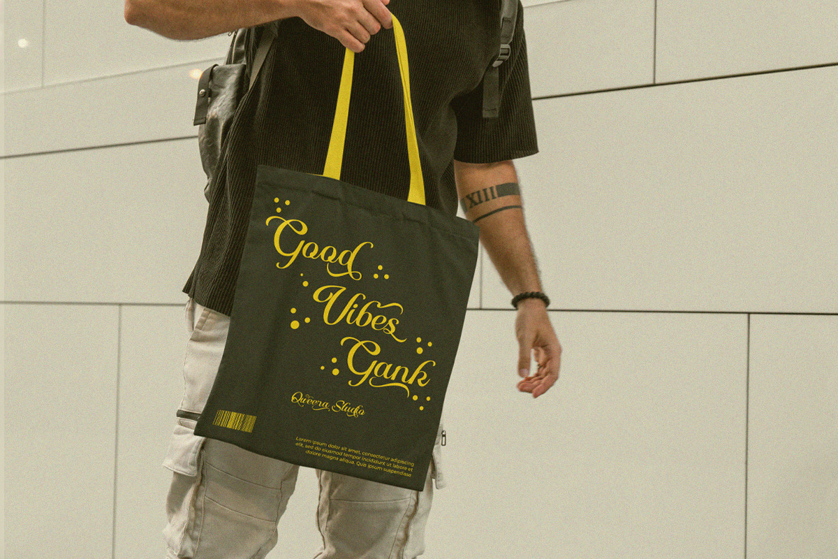 现代优雅品牌杂志海报设计手写英文字体安装包 Melaghio – Elegant Modern Script 设计素材 第7张-素材湾丨精选海外优质设计素材资源 现代优雅品牌杂志海报设计手写英文字体安装包 Melaghio – Elegant Modern Script 设计素材 sucaiwan.com