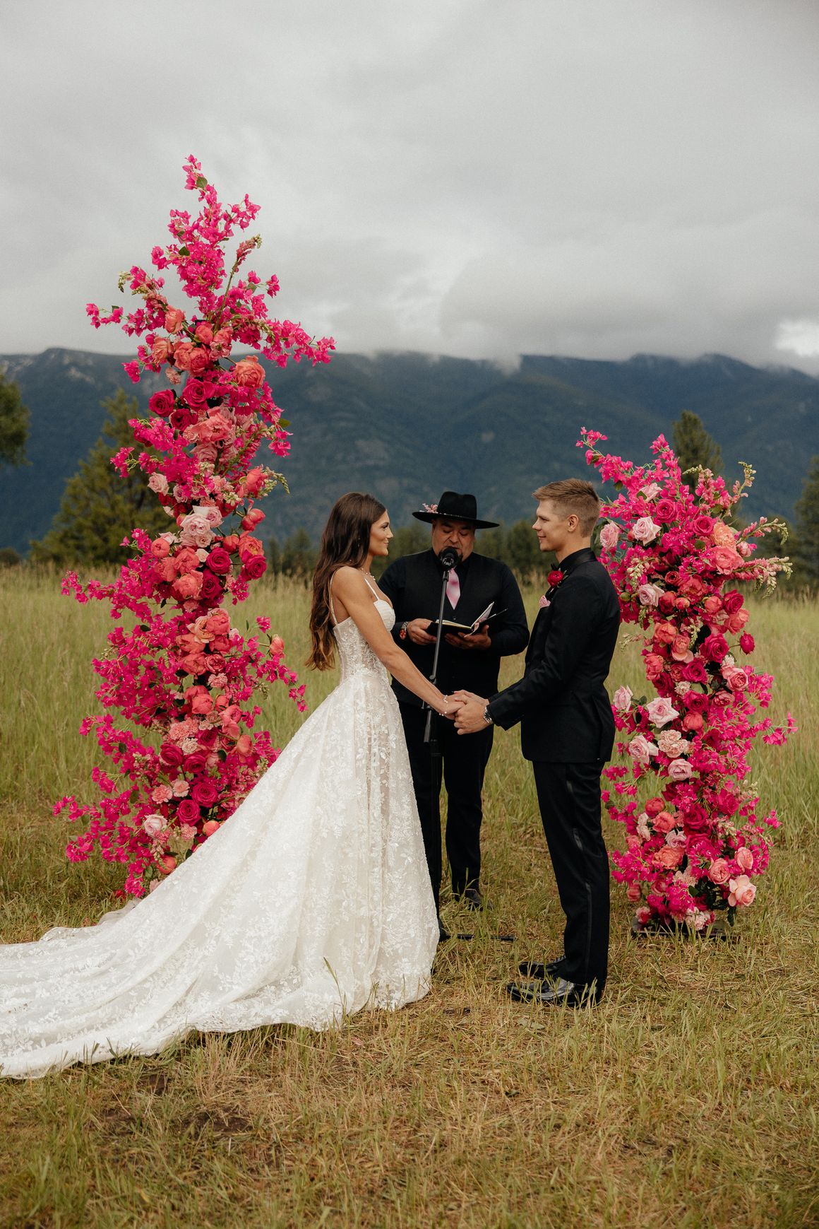 LR预设:全新纪实感情绪氛围婚礼人像摄影Lightroom调色预设 Ashlyn Stott Presets ~ Collection 2 , 第23张-素材湾丨精选海外优质设计素材资源 LR预设:全新纪实感情绪氛围婚礼人像摄影Lightroom调色预设 Ashlyn Stott Presets ~ Collection 2 , sucaiwan.com