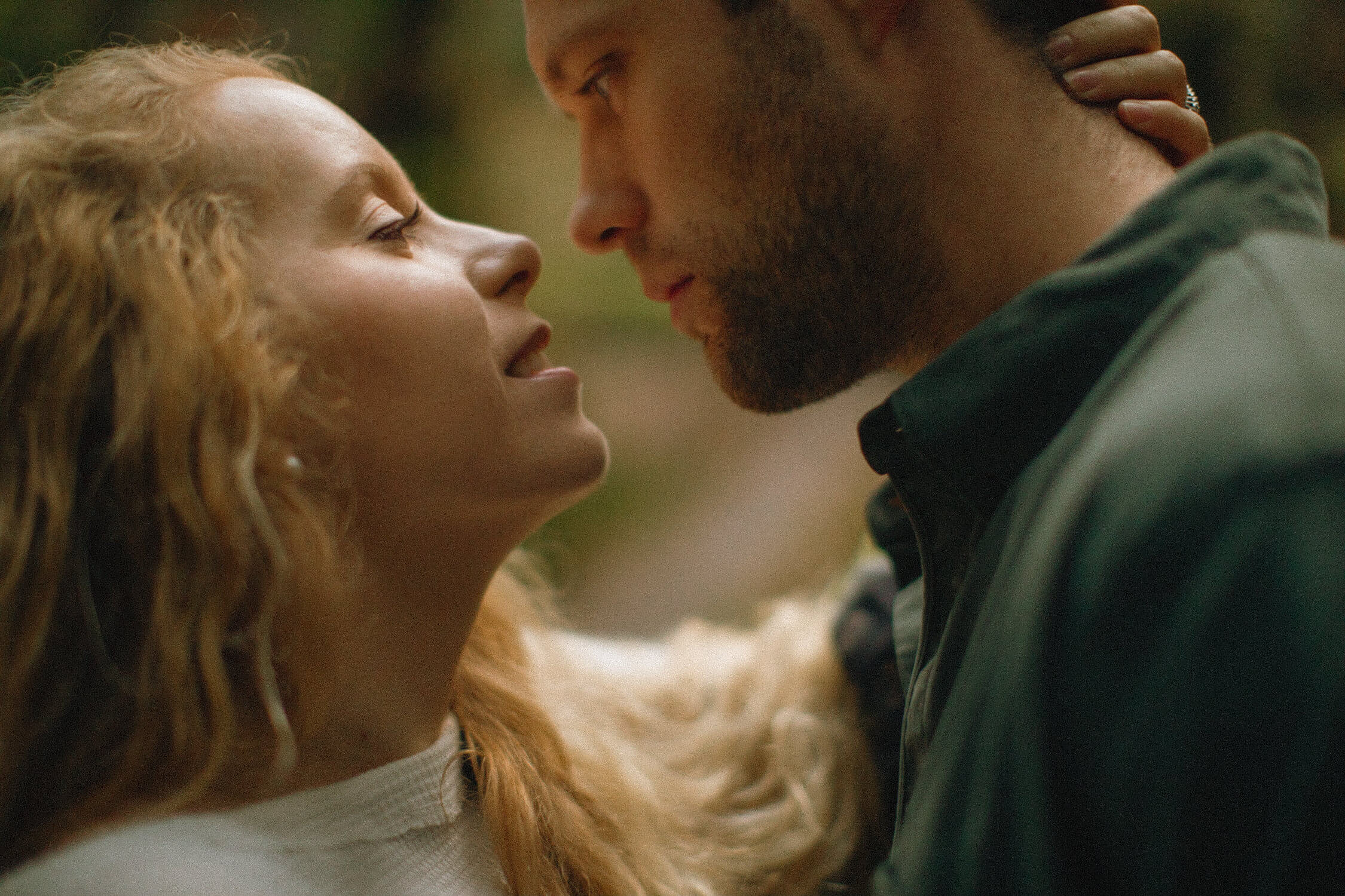 20个复古怀旧经典美学胶片鲜艳浓郁人文扫街风光摄影后期电脑端手机端LR预设 G-Presets - Analog Days , 第5张-素材湾丨精选海外优质设计素材资源 20个复古怀旧经典美学胶片鲜艳浓郁人文扫街风光摄影后期电脑端手机端LR预设 G-Presets - Analog Days , sucaiwan.com