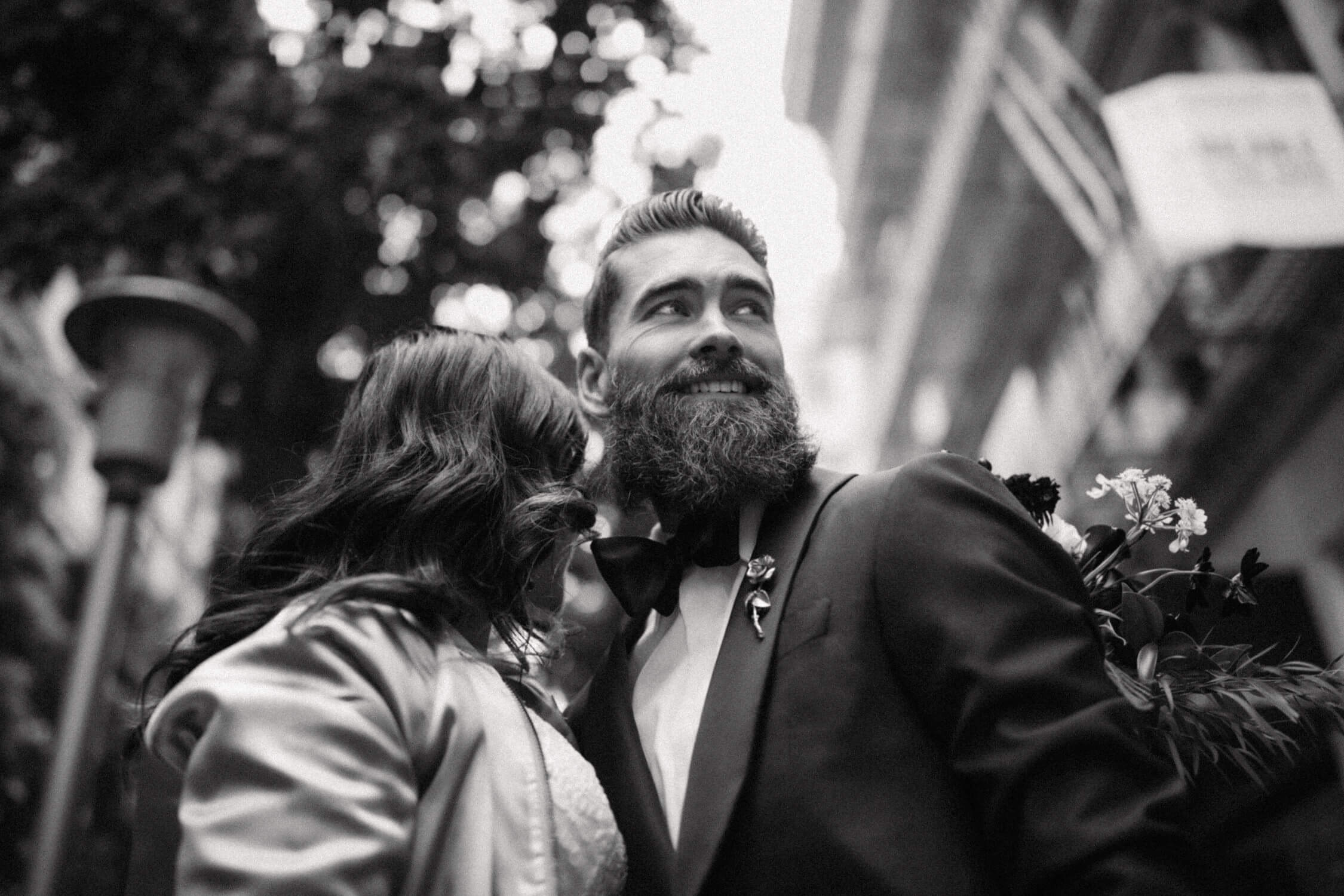 20个复古怀旧经典美学胶片鲜艳浓郁人文扫街风光摄影后期电脑端手机端LR预设 G-Presets - Analog Days , 第12张-素材湾丨精选海外优质设计素材资源 20个复古怀旧经典美学胶片鲜艳浓郁人文扫街风光摄影后期电脑端手机端LR预设 G-Presets - Analog Days , sucaiwan.com