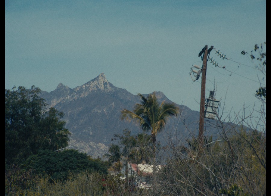 Bolex H16 Powergrade - 16mm film look 独特复古真实胶片扫描16MM胶片模拟电影感风格化、商业短片长片、风光、人像、旅拍、纪录片、达芬奇节点调色预设 , sucaiwan.com