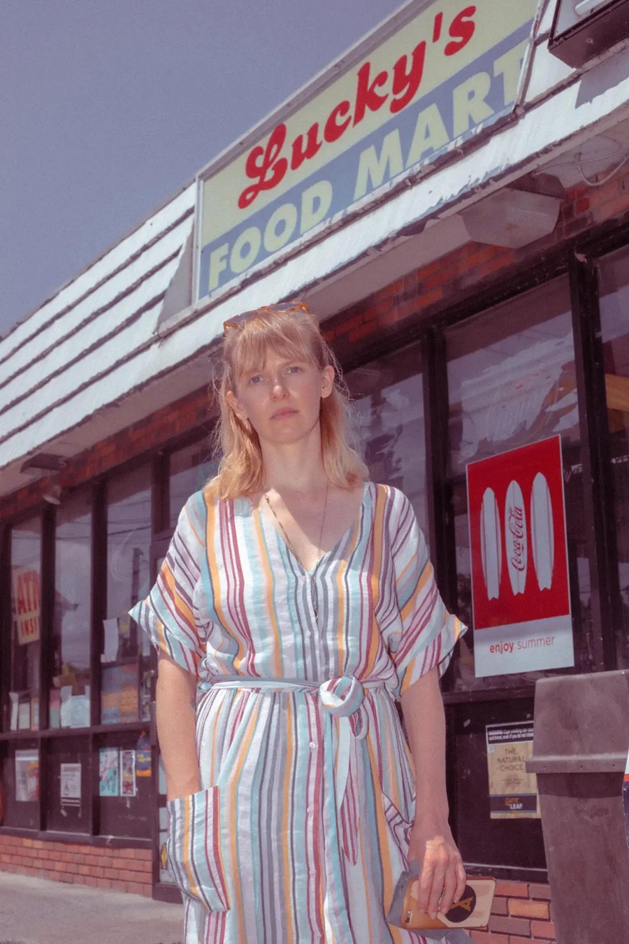 复古70年代胶片模拟鲜艳浓郁色彩城市人文扫街叙事人像风光LR预设 Maris Jones - The 70s - Nostalgic , 第4张-素材湾丨精选海外优质设计素材资源 复古70年代胶片模拟鲜艳浓郁色彩城市人文扫街叙事人像风光LR预设 Maris Jones - The 70s - Nostalgic , sucaiwan.com