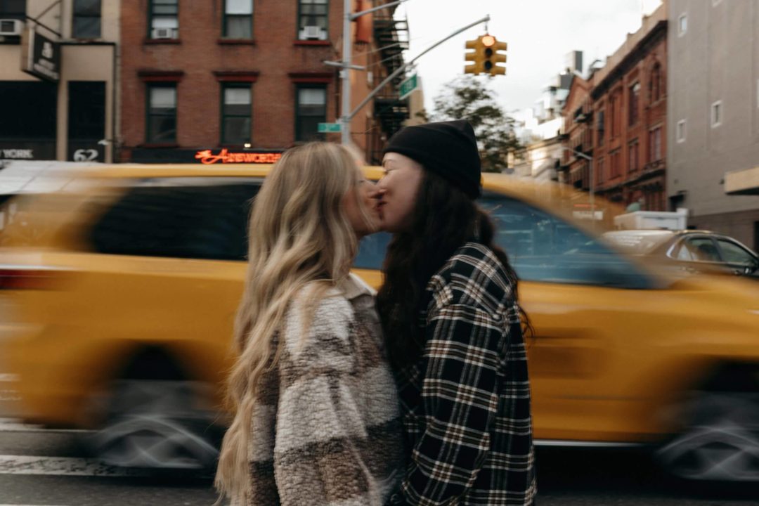 复古怀旧电影胶片模拟颗粒晕影纹理人文扫街LR调色预设 G-Presets - Deidre and Jon Presets 插件预设 第21张-素材湾丨精选海外优质设计素材资源 复古怀旧电影胶片模拟颗粒晕影纹理人文扫街LR调色预设 G-Presets - Deidre and Jon Presets 插件预设 sucaiwan.com