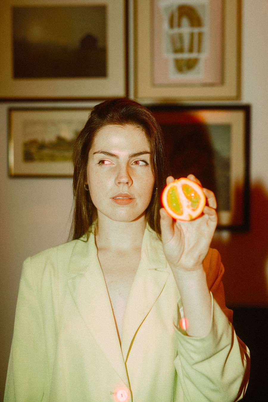 顶级ins风国外柯达Cinestill 800T/Gold 200/Portra 400胶片颗粒模拟电影美学扫街照片调色Lr预设/Ps动作 The Classic Presets – Classic ECN-2 2025 , sucaiwan.com