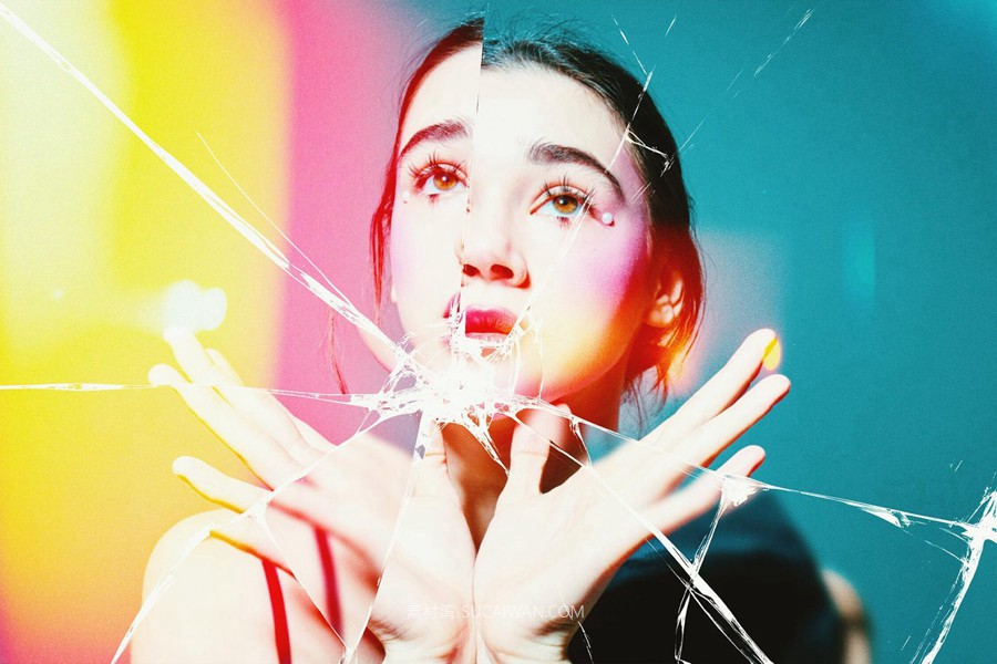 失真扭曲破碎玻璃照片效果ps特效滤镜样机 Cracked Lens Photo Effect , 第2张-素材湾丨精选海外优质设计素材资源 失真扭曲破碎玻璃照片效果ps特效滤镜样机 Cracked Lens Photo Effect , sucaiwan.com