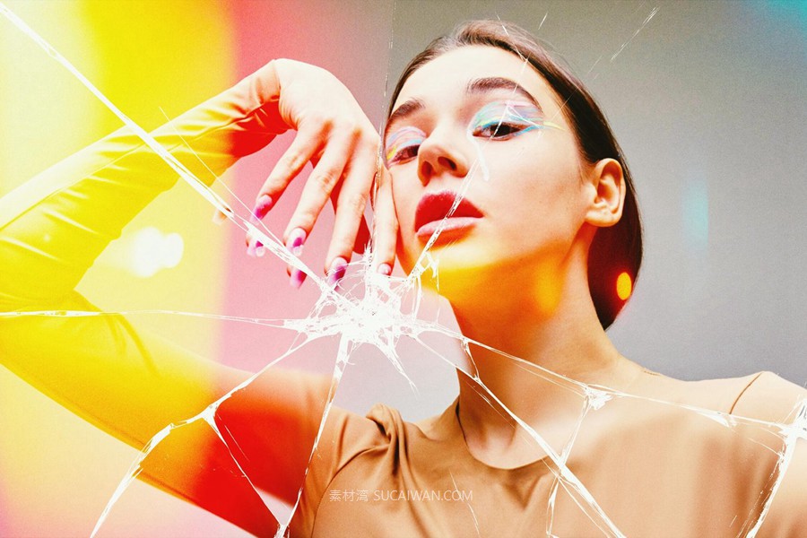 失真扭曲破碎玻璃照片效果ps特效滤镜样机 Cracked Lens Photo Effect , 第7张-素材湾丨精选海外优质设计素材资源 失真扭曲破碎玻璃照片效果ps特效滤镜样机 Cracked Lens Photo Effect , sucaiwan.com