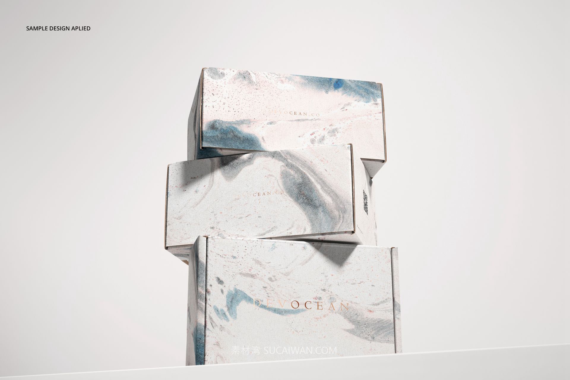 7款时尚服装鞋包装纸盒快递盒包装袋胶带VI设计展示效果图PSD样机模板Noissue Mailing Box Mockup Set v2 , sucaiwan.com