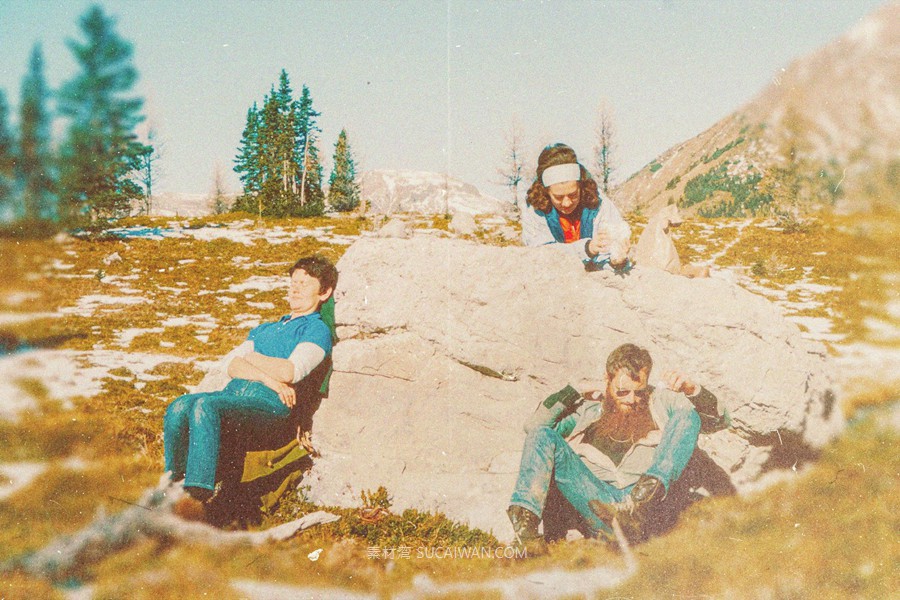 复古美学模糊燥点照片效果ps特效滤镜样机 Vintage Aesthetic Photo Effect , 第7张-素材湾丨精选海外优质设计素材资源 复古美学模糊燥点照片效果ps特效滤镜样机 Vintage Aesthetic Photo Effect , sucaiwan.com