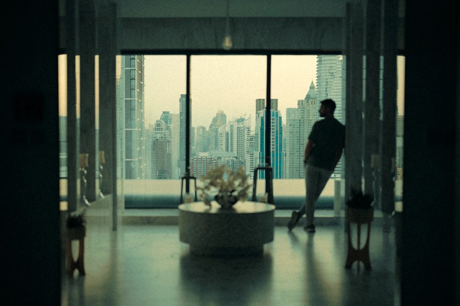 复古柯达250D/500T胶片模拟旅拍人像城市人文扫街摄影后期LR预设+光晕动作 TCP The Classic Presets - 16mm CineStock Edition II , 第2张-素材湾丨精选海外优质设计素材资源 复古柯达250D/500T胶片模拟旅拍人像城市人文扫街摄影后期LR预设+光晕动作 TCP The Classic Presets - 16mm CineStock Edition II , sucaiwan.com