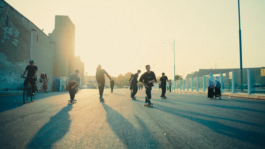 复古柯达250D/500T胶片模拟旅拍人像城市人文扫街摄影后期LR预设+光晕动作 TCP The Classic Presets - 16mm CineStock Edition II , 第5张-素材湾丨精选海外优质设计素材资源 复古柯达250D/500T胶片模拟旅拍人像城市人文扫街摄影后期LR预设+光晕动作 TCP The Classic Presets - 16mm CineStock Edition II , sucaiwan.com