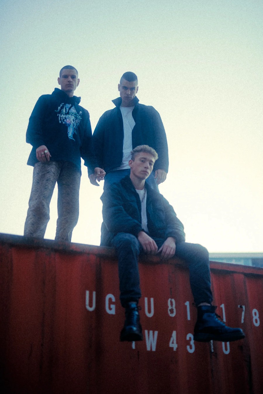 复古柯达250D/500T胶片模拟旅拍人像城市人文扫街摄影后期LR预设+光晕动作 TCP The Classic Presets - 16mm CineStock Edition II , 第7张-素材湾丨精选海外优质设计素材资源 复古柯达250D/500T胶片模拟旅拍人像城市人文扫街摄影后期LR预设+光晕动作 TCP The Classic Presets - 16mm CineStock Edition II , sucaiwan.com