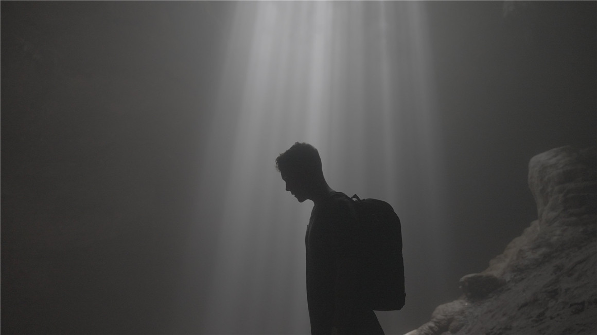 Luca Epifany Filmic LUTS 热门胶片电影美学旅拍电氛围感LUT+PoweGrade调色节点 插件预设 第9张-素材湾丨精选海外优质设计素材资源 Luca Epifany Filmic LUTS 热门胶片电影美学旅拍电氛围感LUT+PoweGrade调色节点 插件预设 sucaiwan.com