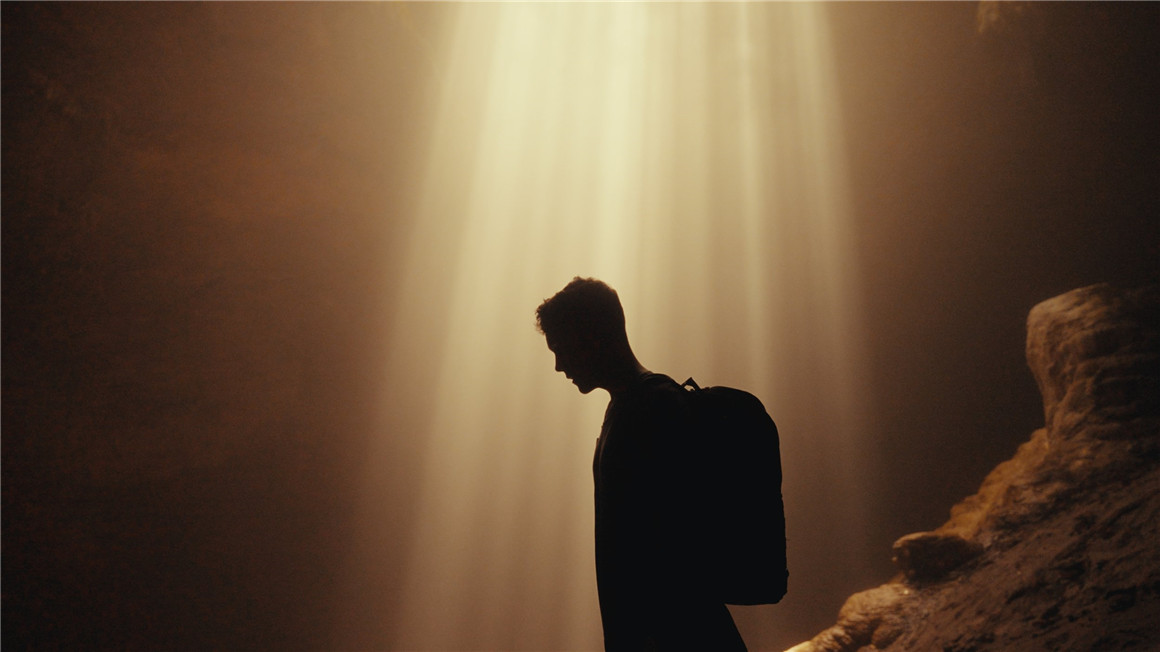 Luca Epifany Filmic LUTS 热门胶片电影美学旅拍电氛围感LUT+PoweGrade调色节点 插件预设 第10张-素材湾丨精选海外优质设计素材资源 Luca Epifany Filmic LUTS 热门胶片电影美学旅拍电氛围感LUT+PoweGrade调色节点 插件预设 sucaiwan.com