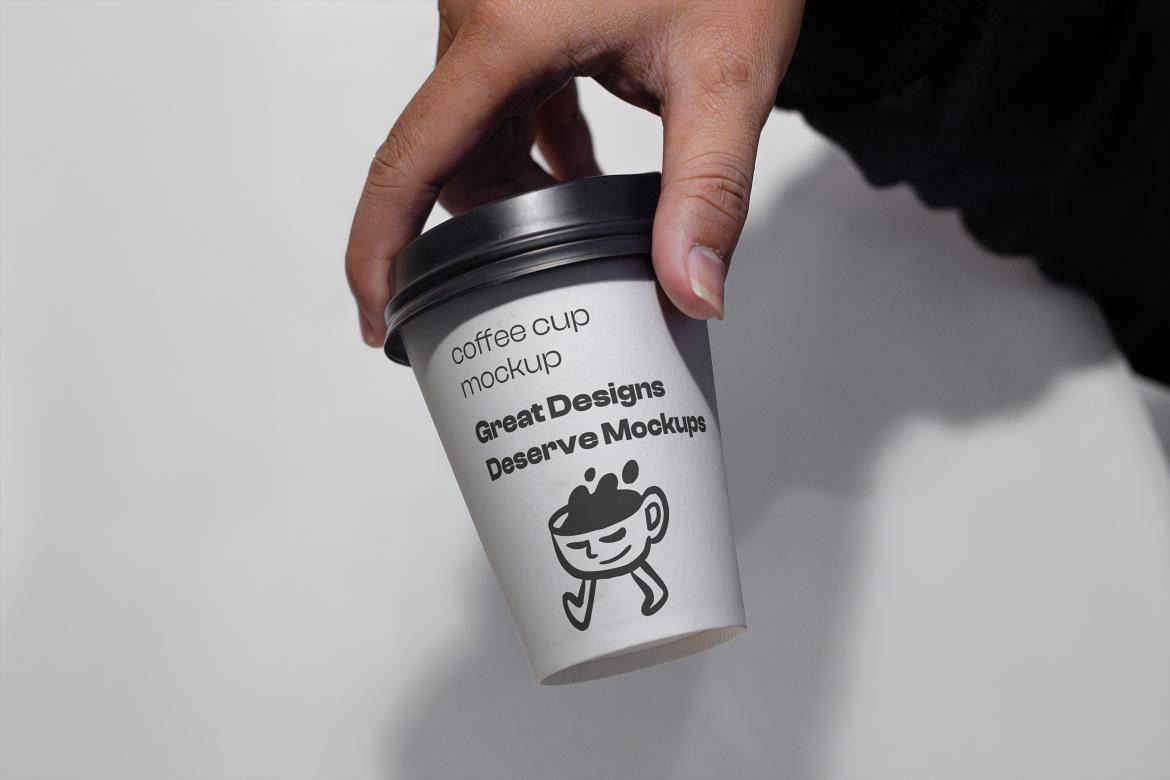 4款手持一次性咖啡杯纸杯vi设计展示效果图psd样机模板 Paper Cup Mockup , 第4张-素材湾丨精选海外优质设计素材资源 4款手持一次性咖啡杯纸杯vi设计展示效果图psd样机模板 Paper Cup Mockup , sucaiwan.com