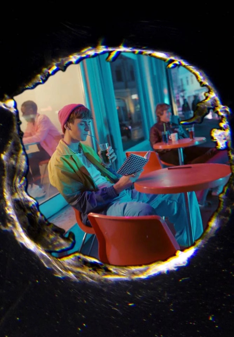 Pixflow 20个复古时尚胶片打孔划痕刮擦标记纹理转场过渡效果MOV视频素材 Pixflow - Punch Hole Video Overlays , 第2张-素材湾丨精选海外优质设计素材资源 Pixflow 20个复古时尚胶片打孔划痕刮擦标记纹理转场过渡效果MOV视频素材 Pixflow - Punch Hole Video Overlays , sucaiwan.com