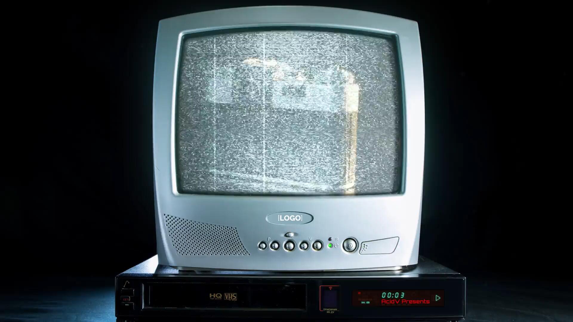 AE/达芬奇模板：复古老式Y2K风格旧电视模拟3D场景VHS效果产品展示 Old TV Opener , sucaiwan.com