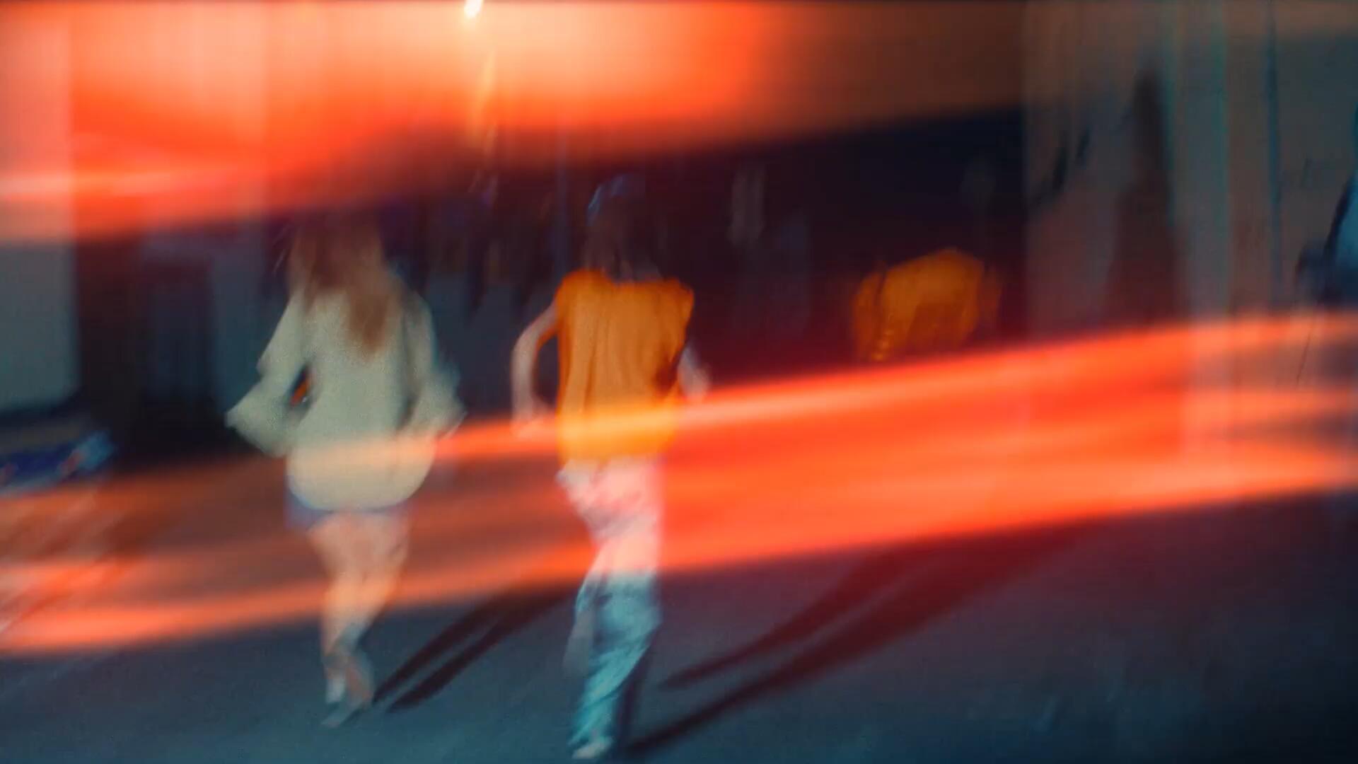 80种复古老电影胶片燃烧损伤漏光视频剪辑叠加4K视频转场过渡 Pixflow - Luminous Light Leak Transitions , 第8张-素材湾丨精选海外优质设计素材资源 80种复古老电影胶片燃烧损伤漏光视频剪辑叠加4K视频转场过渡 Pixflow - Luminous Light Leak Transitions , sucaiwan.com