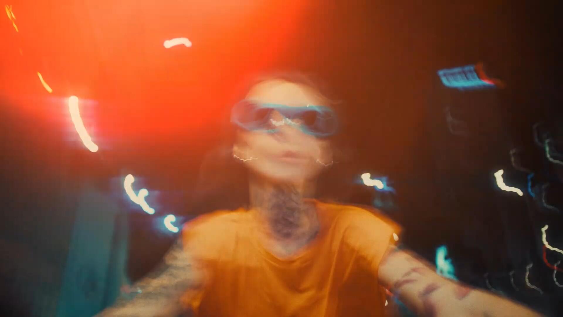 80种复古老电影胶片燃烧损伤漏光视频剪辑叠加4K视频转场过渡 Pixflow - Luminous Light Leak Transitions , 第7张-素材湾丨精选海外优质设计素材资源 80种复古老电影胶片燃烧损伤漏光视频剪辑叠加4K视频转场过渡 Pixflow - Luminous Light Leak Transitions , sucaiwan.com