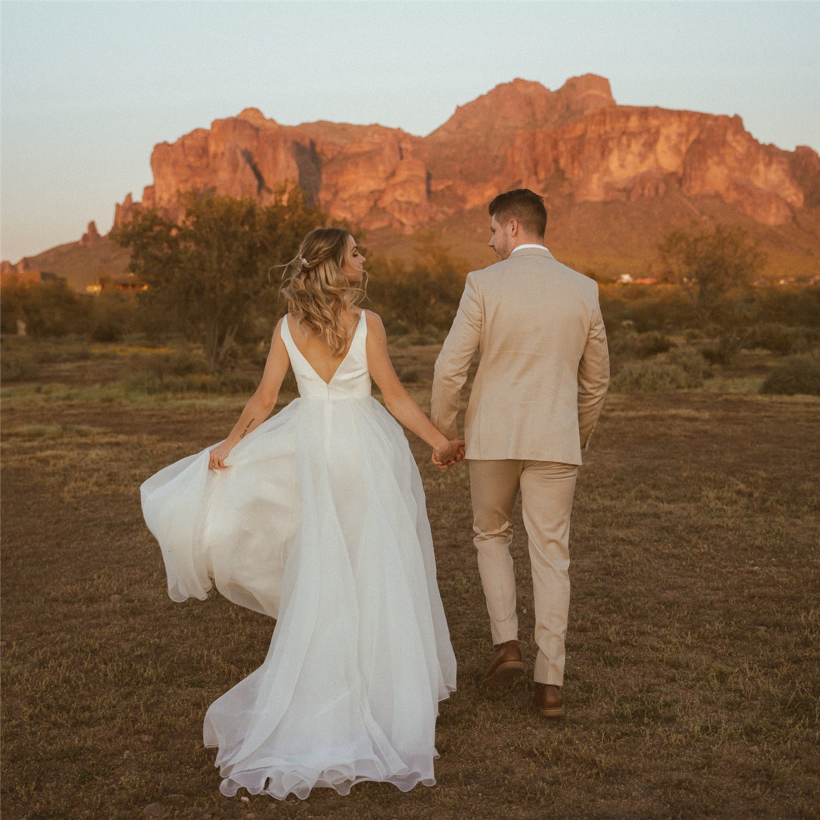 复古柔和怀旧黄金暖色调日出日落风景旅拍人像摄影Lightroom调色预设 Briquelle Kayanne - BK Presets Pack , sucaiwan.com