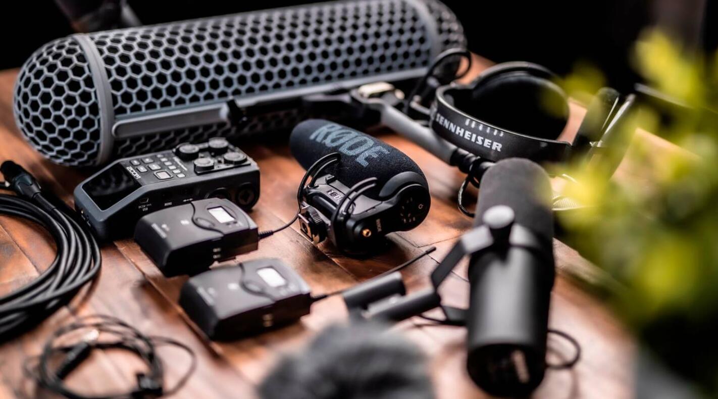 大师课程:掌握音频声音录制编辑设计视频课程 Full Time Filmmaker - Audio Mastery with Brenden Bytheway , 第1张-素材湾丨精选海外优质设计素材资源 大师课程:掌握音频声音录制编辑设计视频课程 Full Time Filmmaker - Audio Mastery with Brenden Bytheway , sucaiwan.com